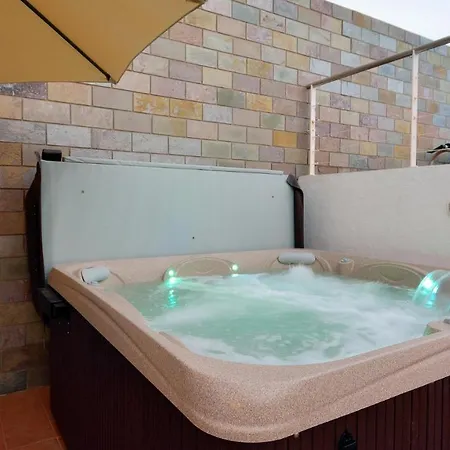 Playa Blanca Sleeps 10 Pool Wifi Villa